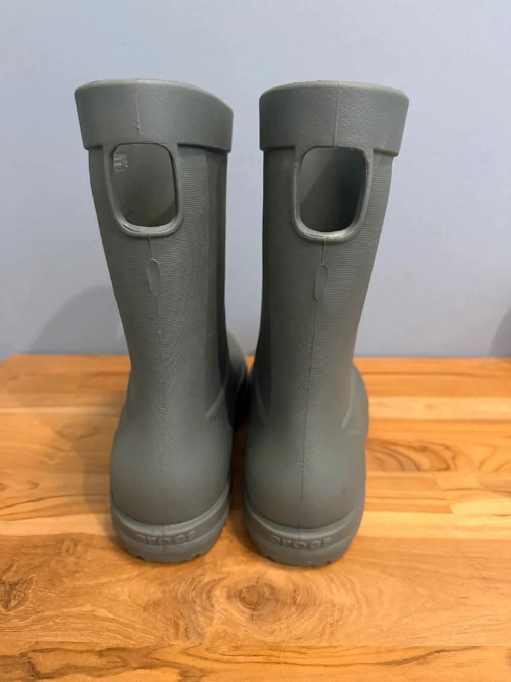 Crocs AllCast Rain Boots Grey Men's Size 10 Waterproof Rubber Boots
